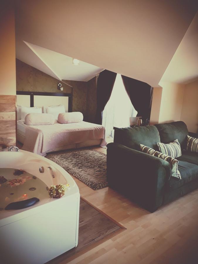 Velena Hotel Ağva Buitenkant foto
