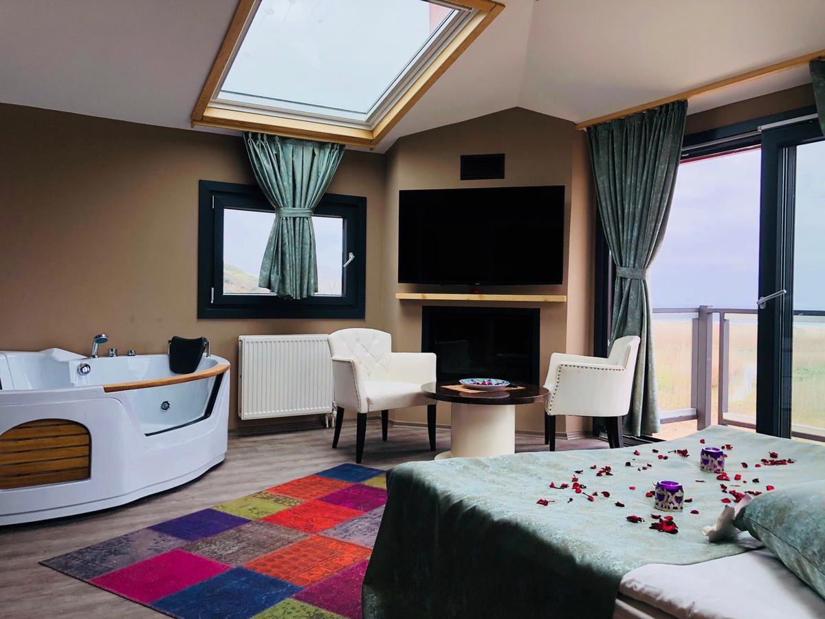 Velena Hotel Ağva Buitenkant foto
